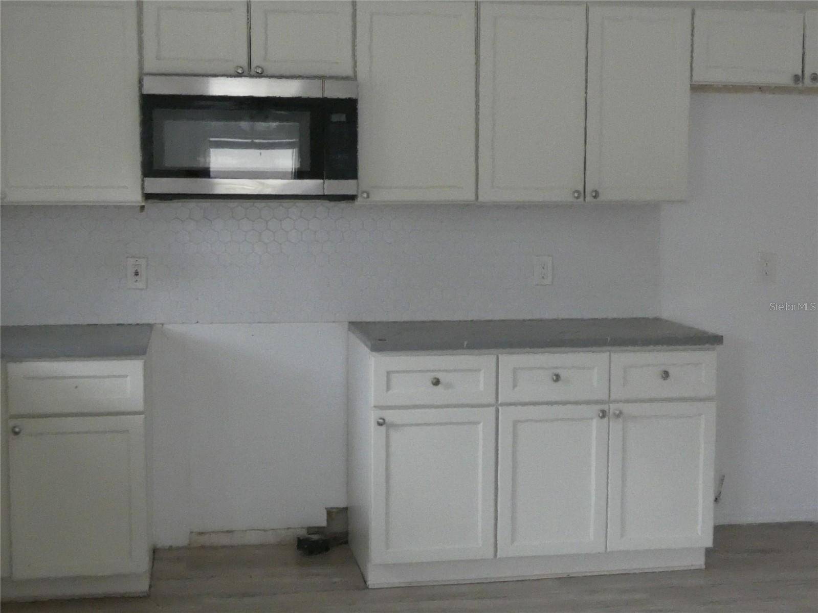 1655 24TH ST, Sarasota, FL 34234
