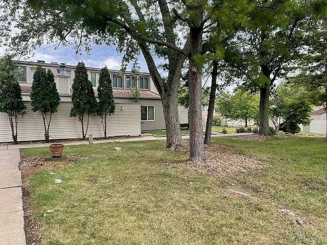 6831 N FROSTWOOD Pkwy #82, Peoria, IL 61615