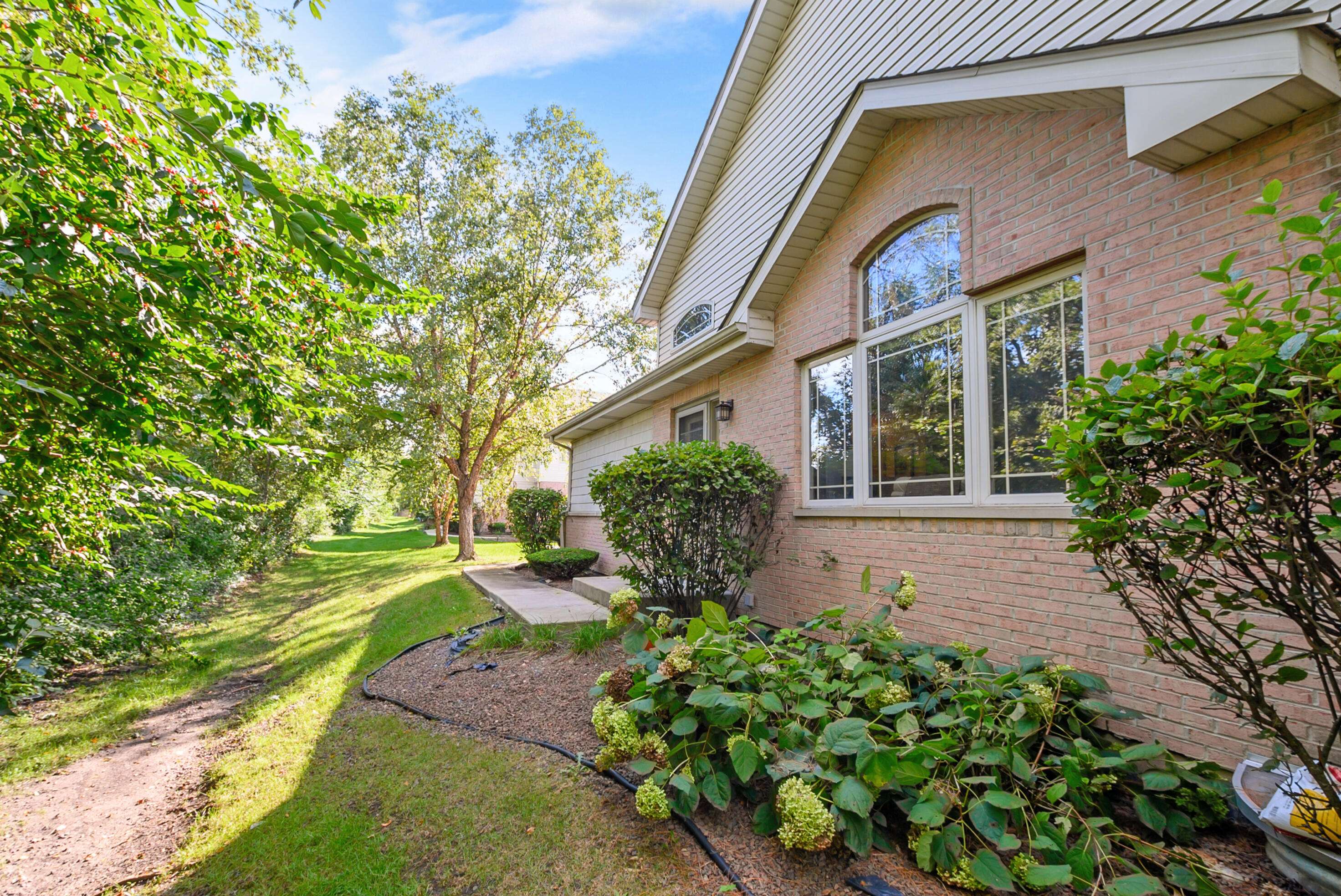 9983 Gettler Street, Dyer, IN 46311