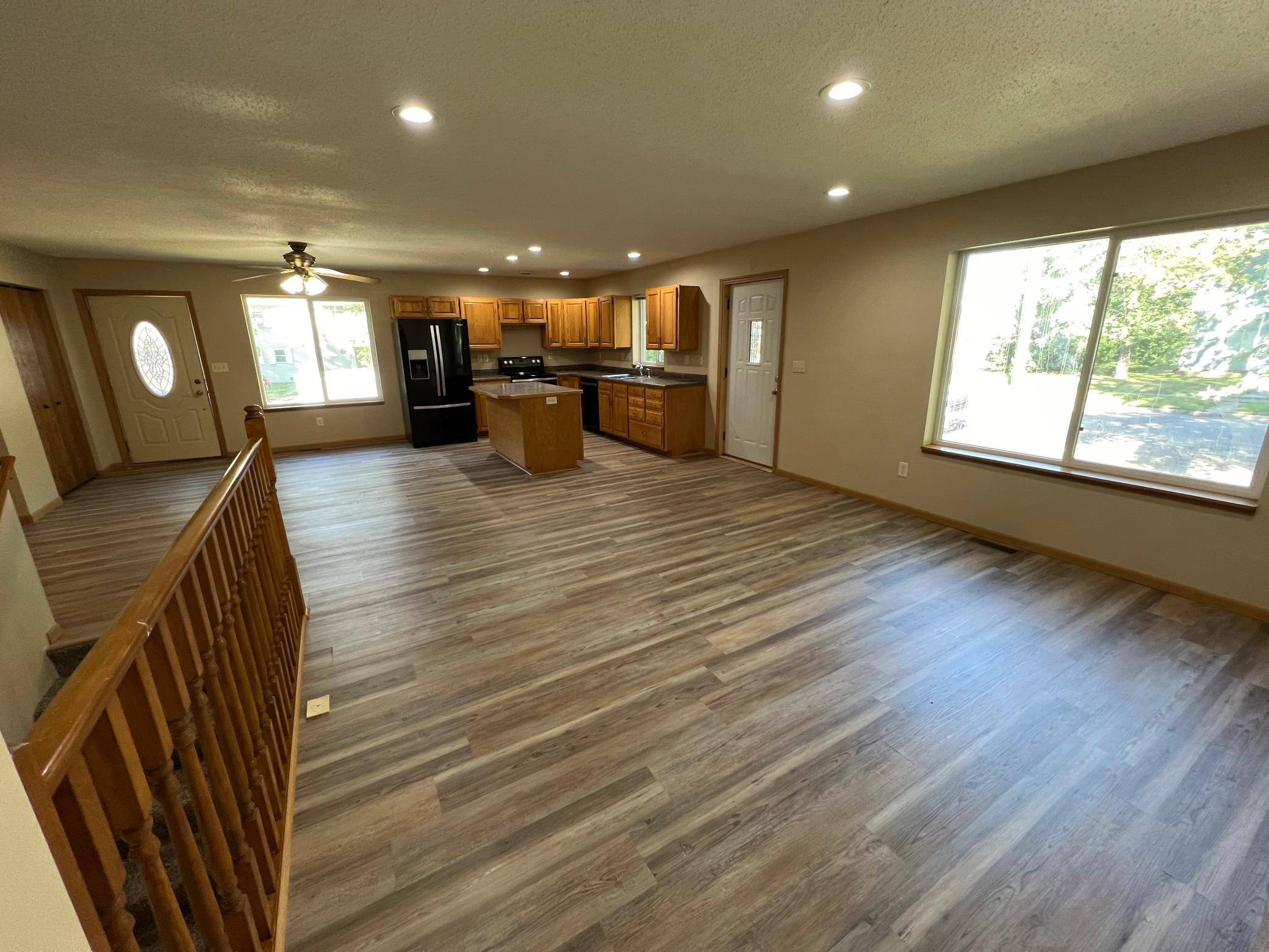 223 S Hering ST, Appleton, MN 56208