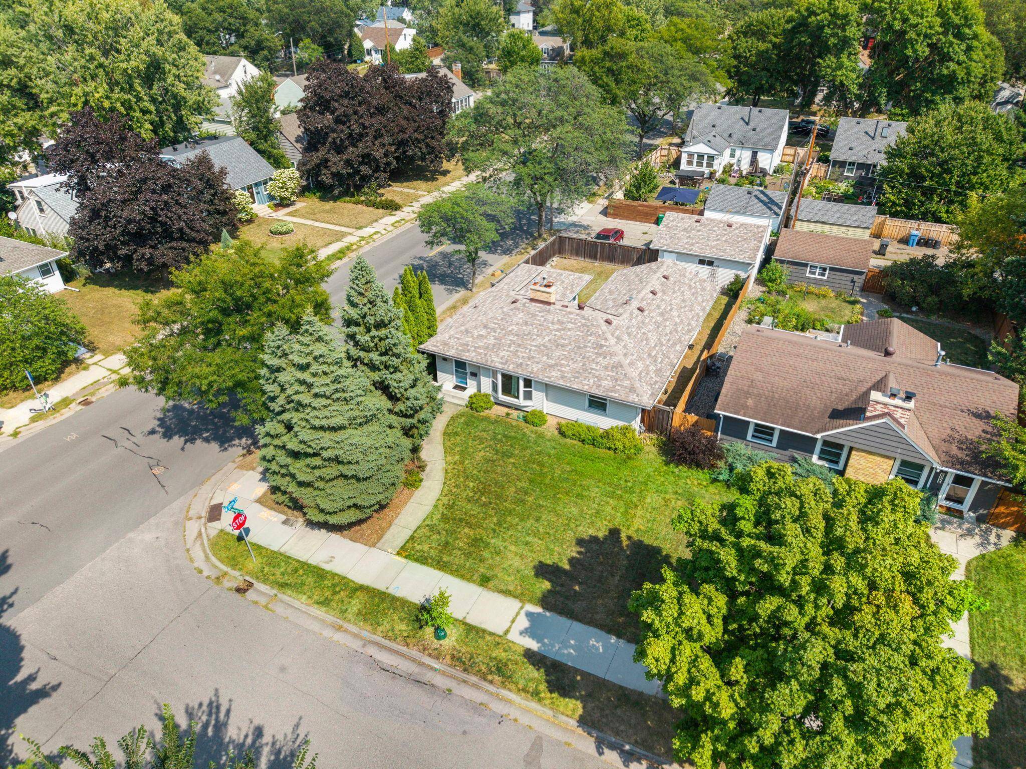 6001 Washburn AVE S, Minneapolis, MN 55410