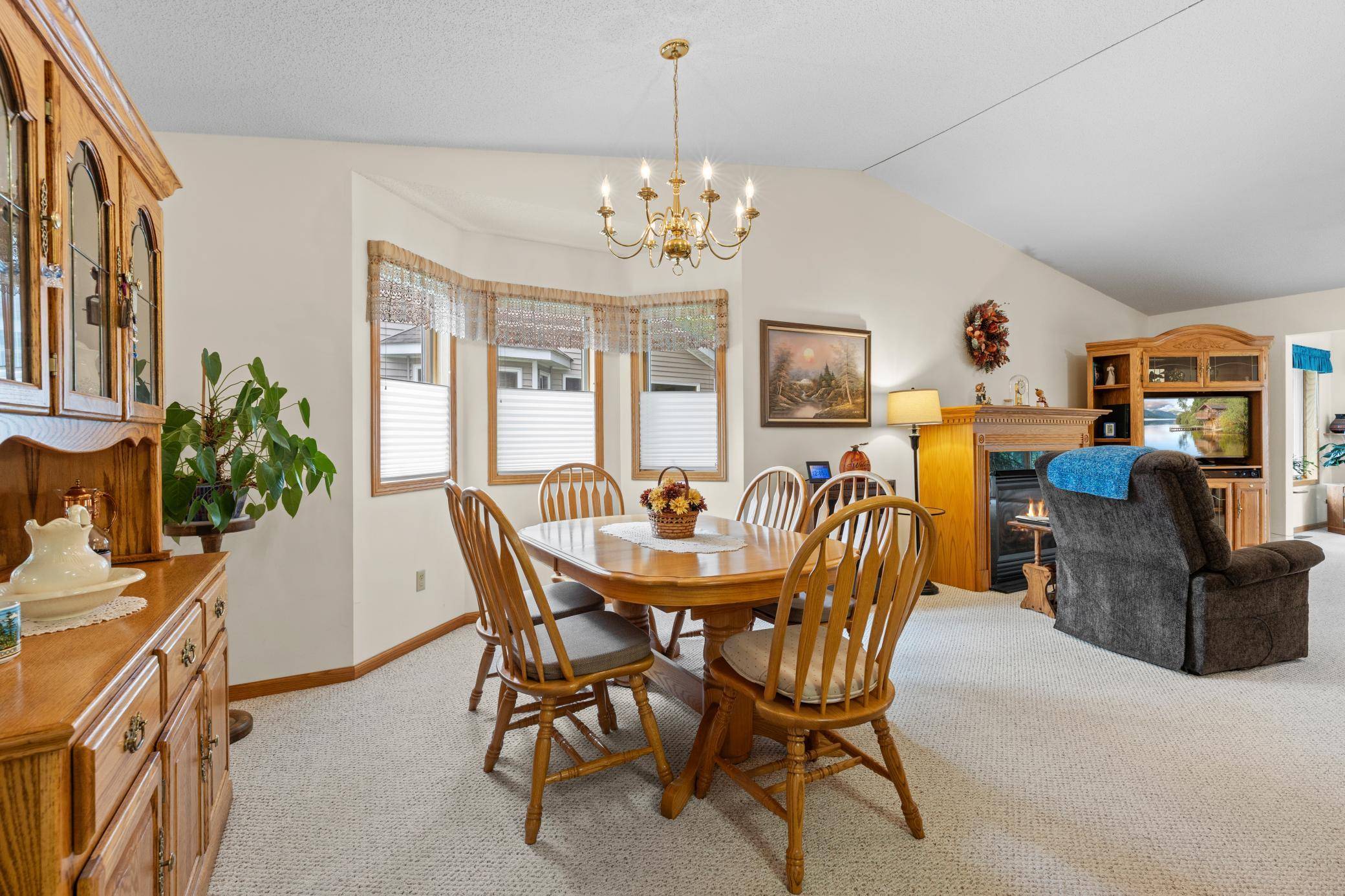 2404 Woodridge LN, Brainerd, MN 56401