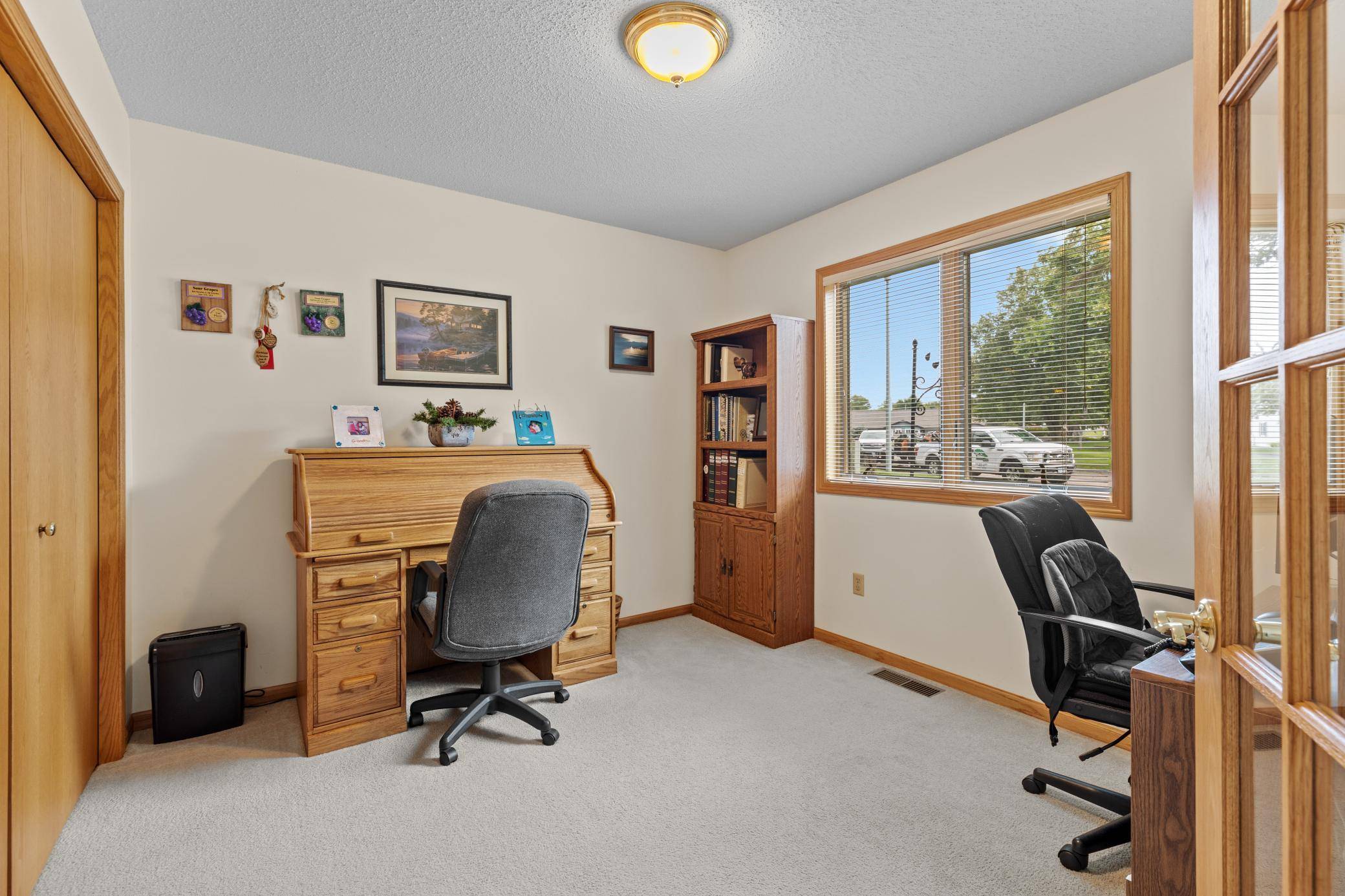 2404 Woodridge LN, Brainerd, MN 56401