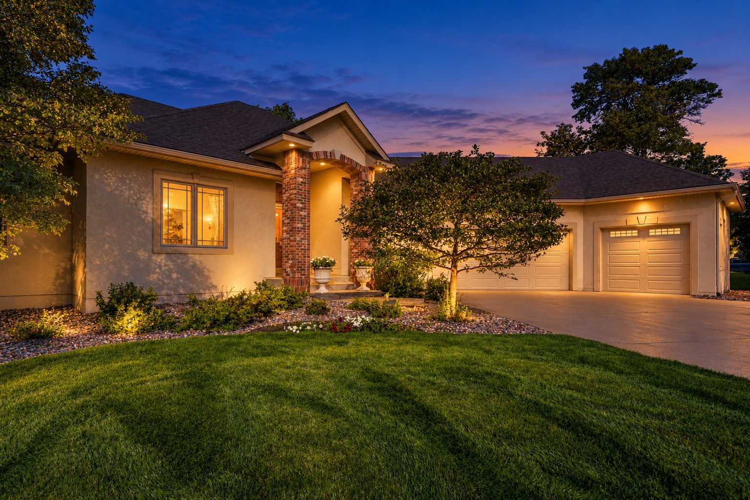 10324 Xylite ST NE, Blaine, MN 55449
