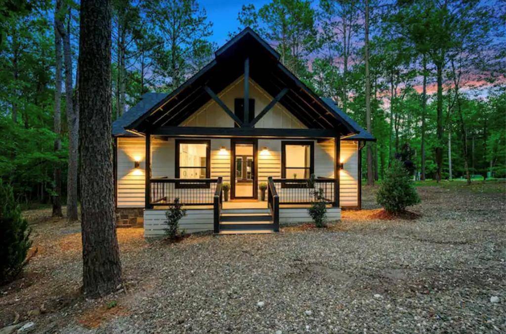 12 Twisted Creek TRL, Broken Bow, OK 74728
