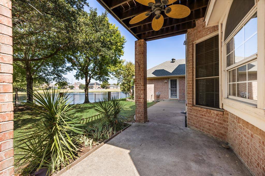 2405 Greenwich Drive, Carrollton, TX 75006