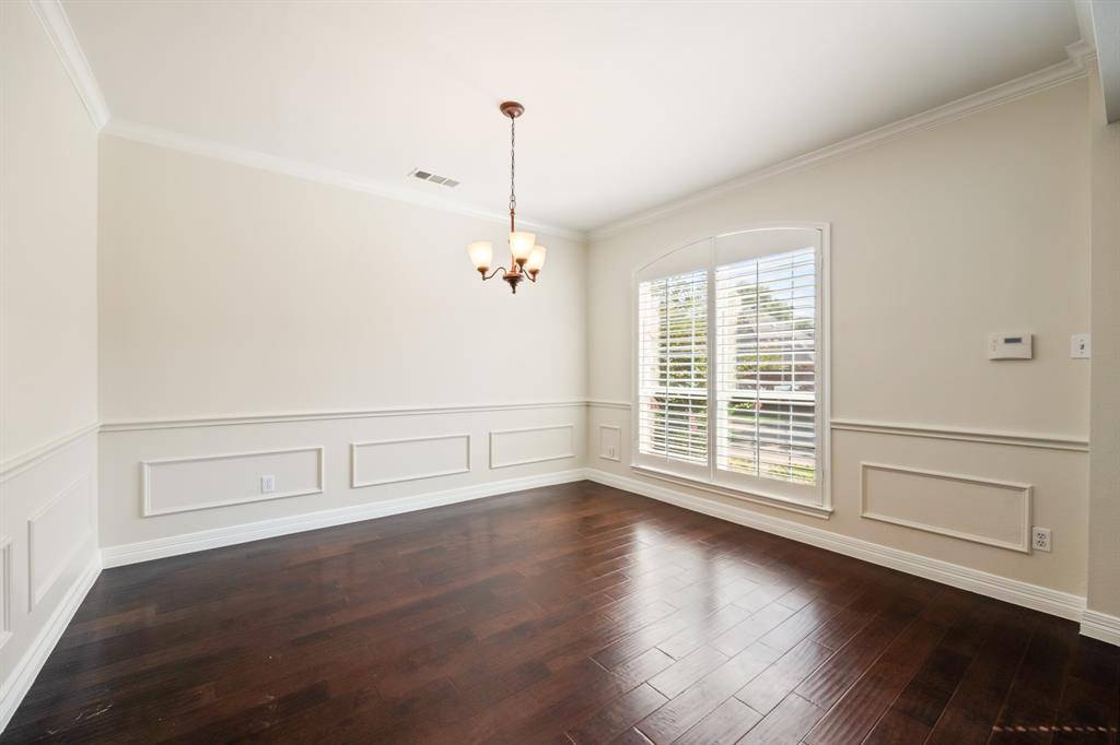 2405 Greenwich Drive, Carrollton, TX 75006
