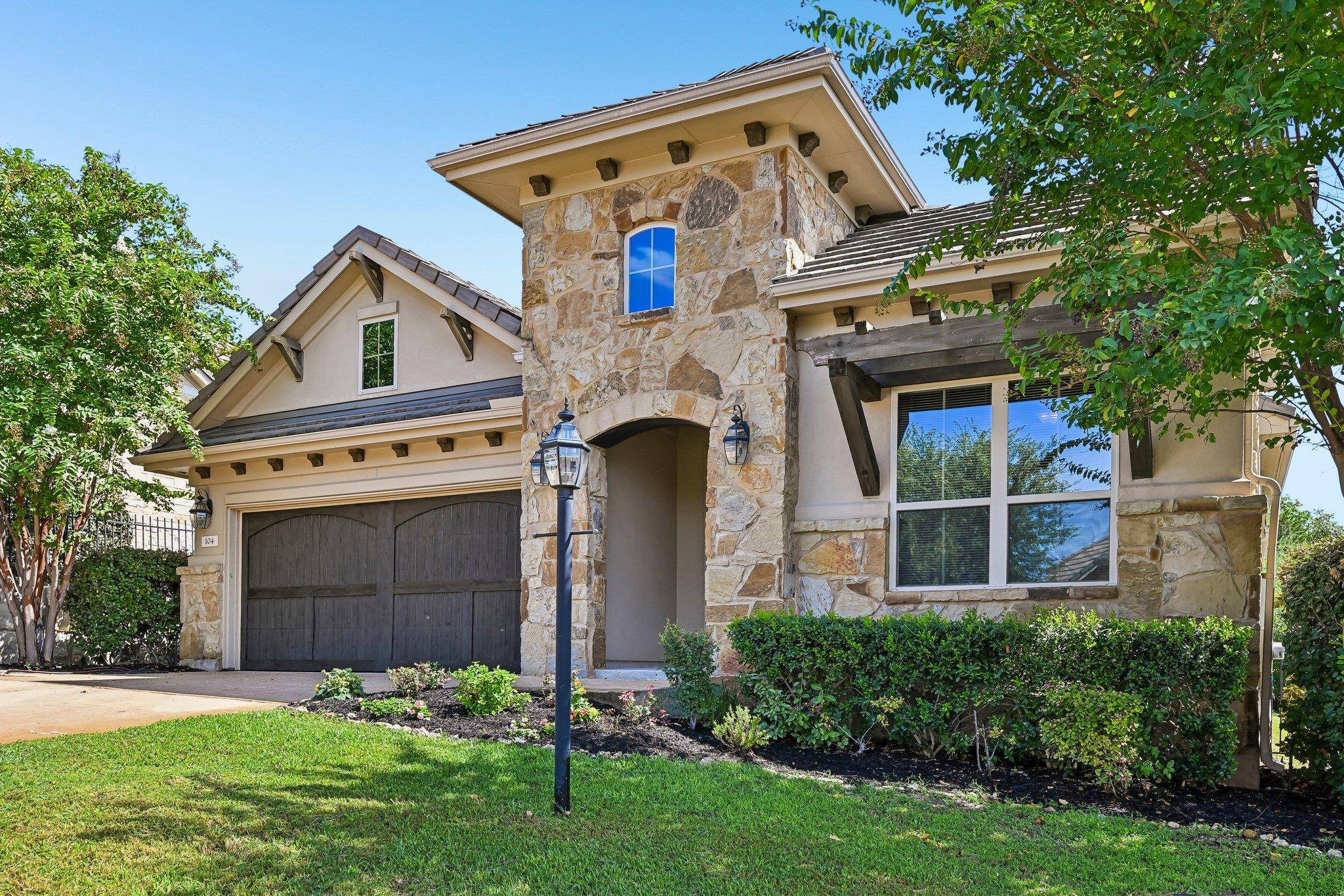 104 Maxwell WAY #32, Lakeway, TX 78738