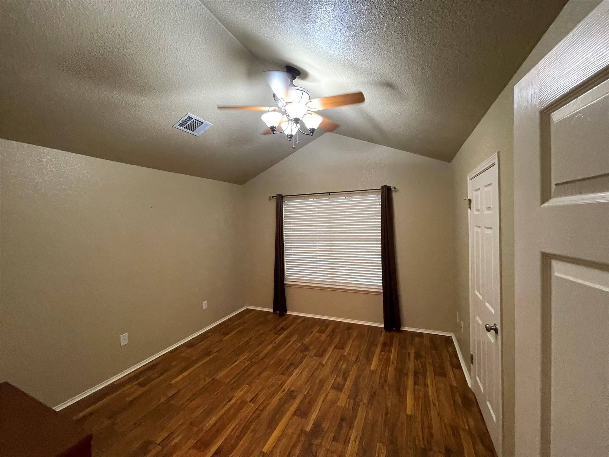 106 Prairie Springs LN, Georgetown, TX 78626