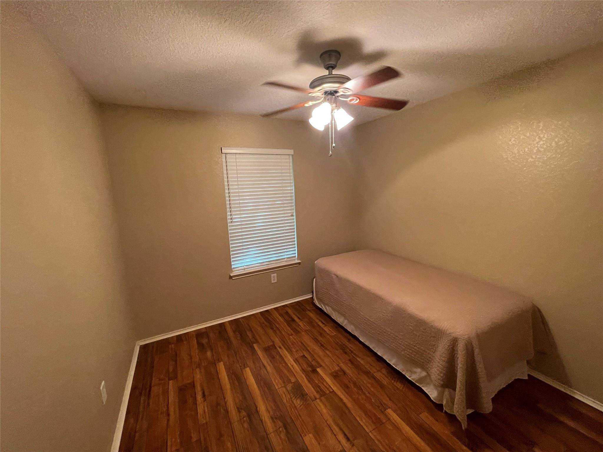 106 Prairie Springs LN, Georgetown, TX 78626
