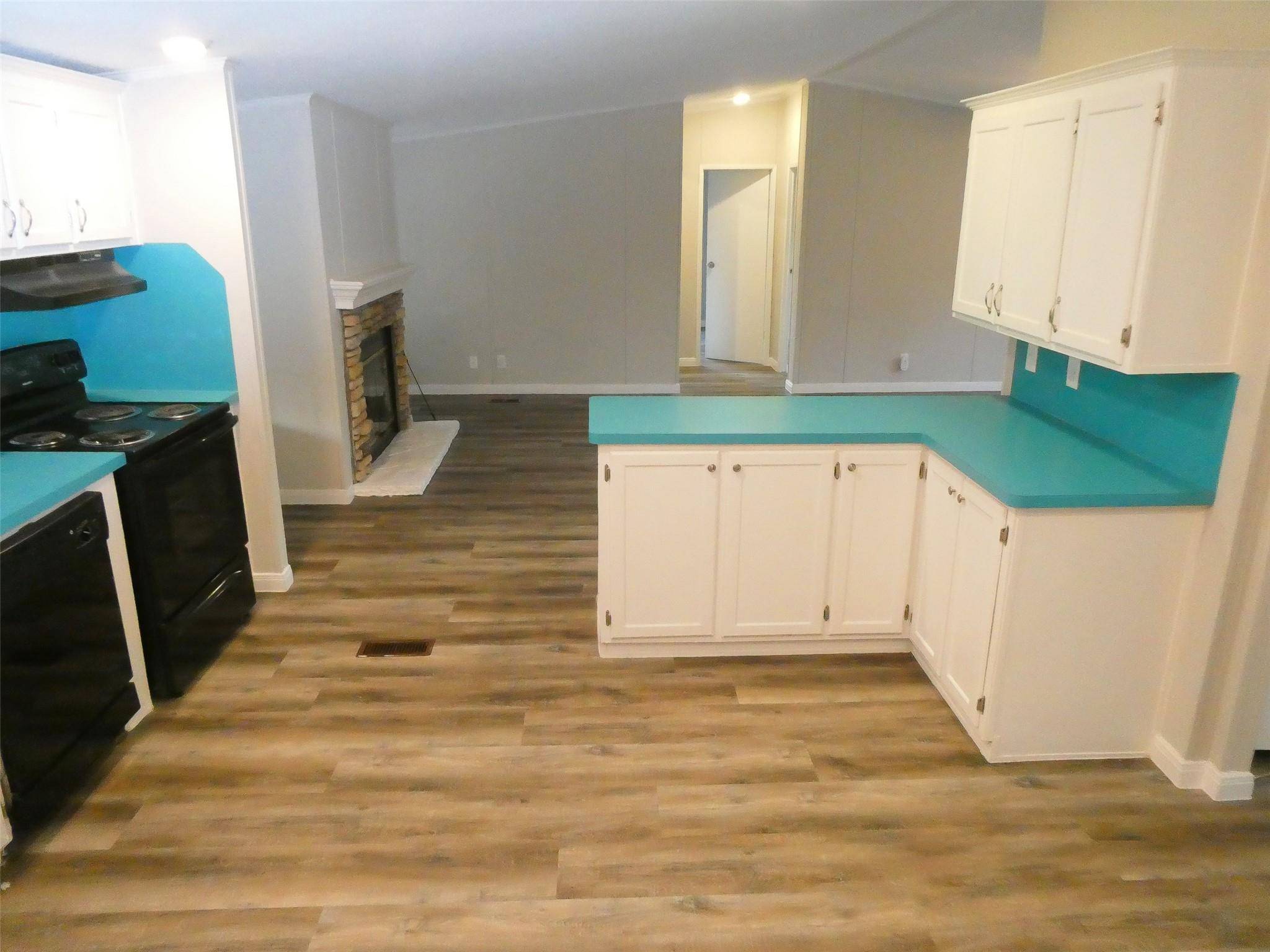 1227 HIGHWAY 71 W, Smithville, TX 78957