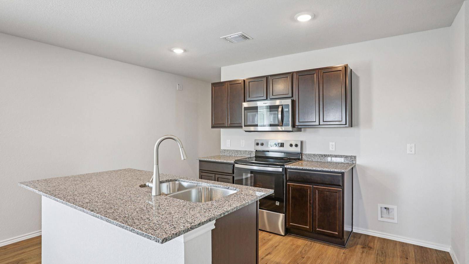 1100 Crossvine DR, Killeen, TX 76543