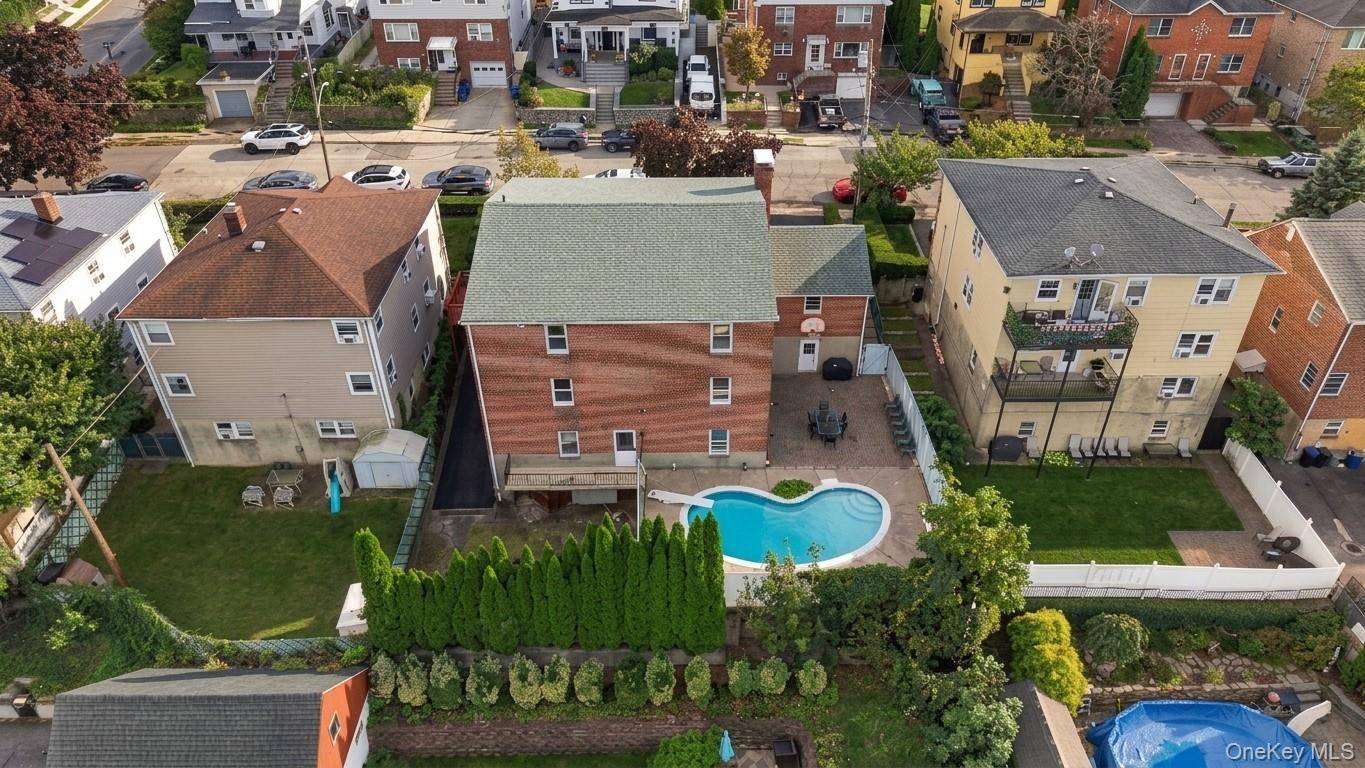 25 Dalton RD, Yonkers, NY 10701