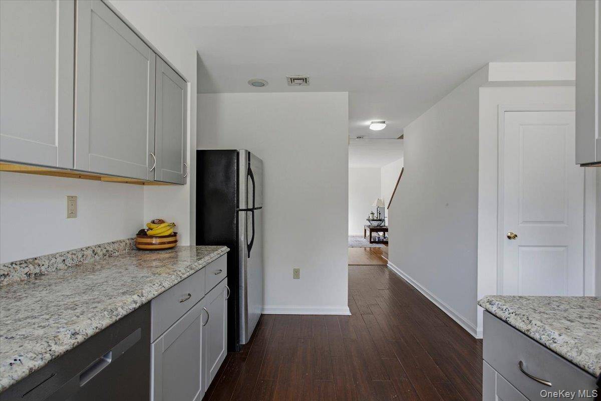 13 Knoll VW, Ossining, NY 10562