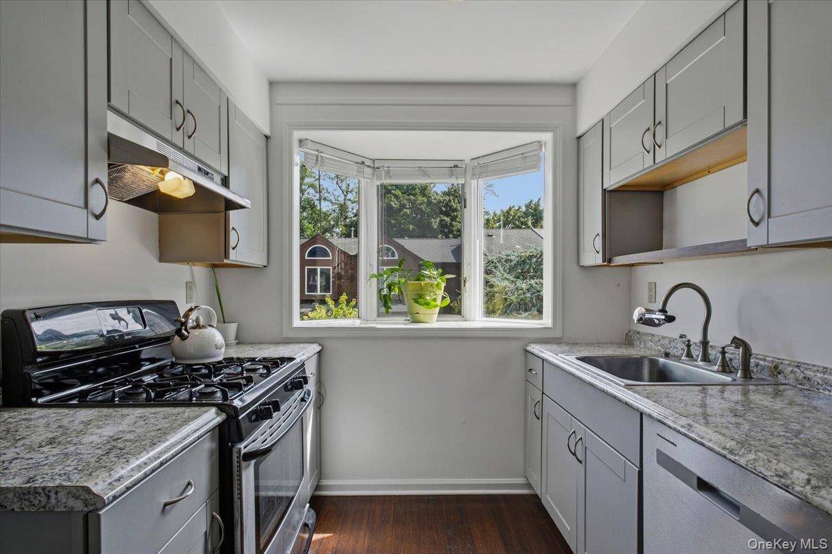 13 Knoll VW, Ossining, NY 10562