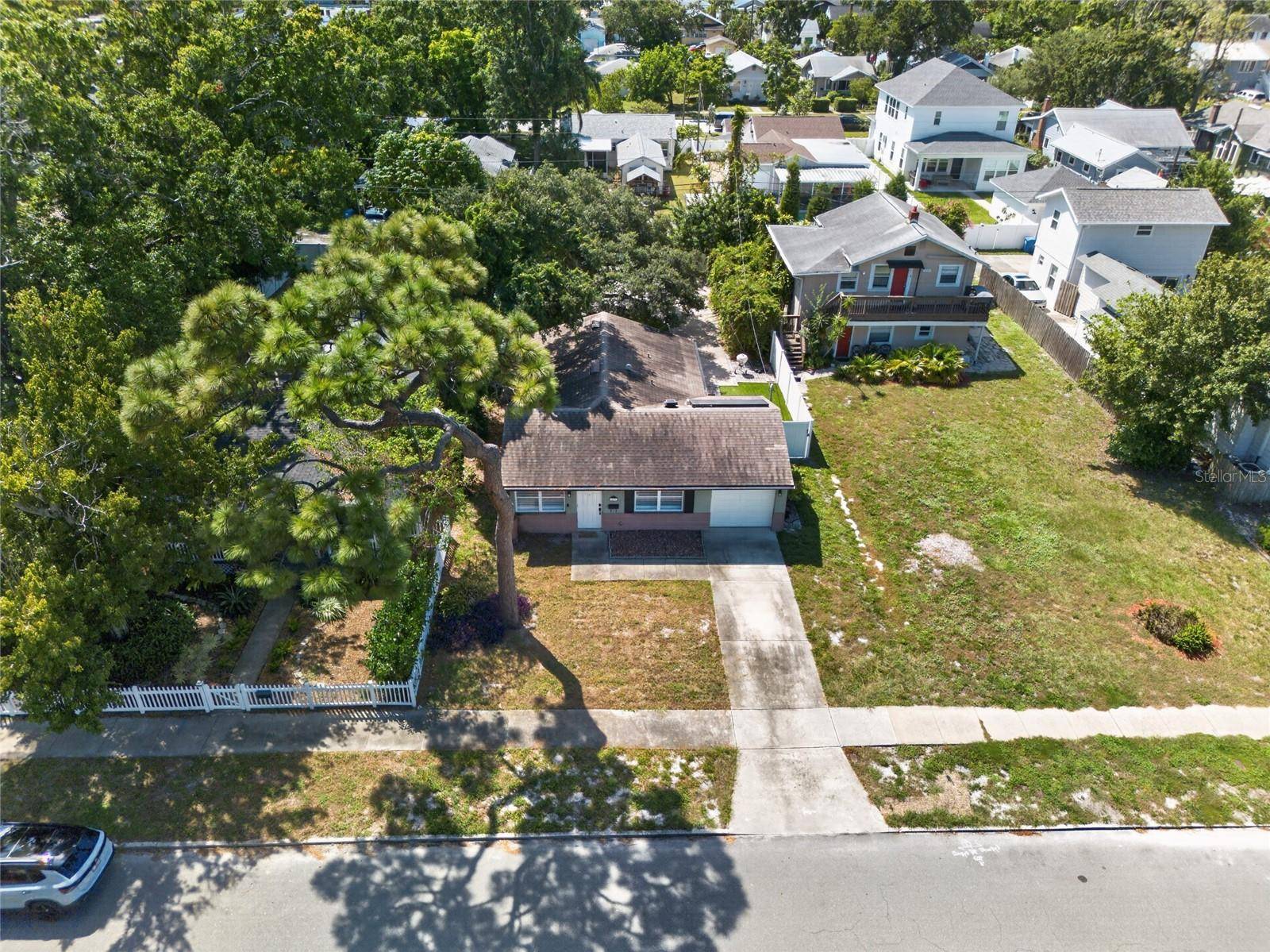 2138 7TH AVE N, St Petersburg, FL 33713