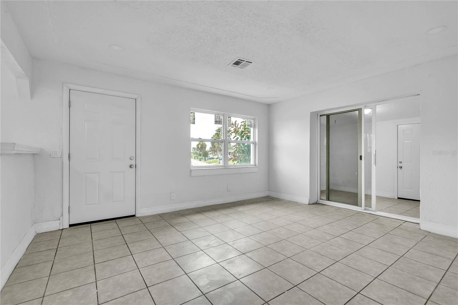 3312 PLUMMER CIR, Melbourne, FL 32901