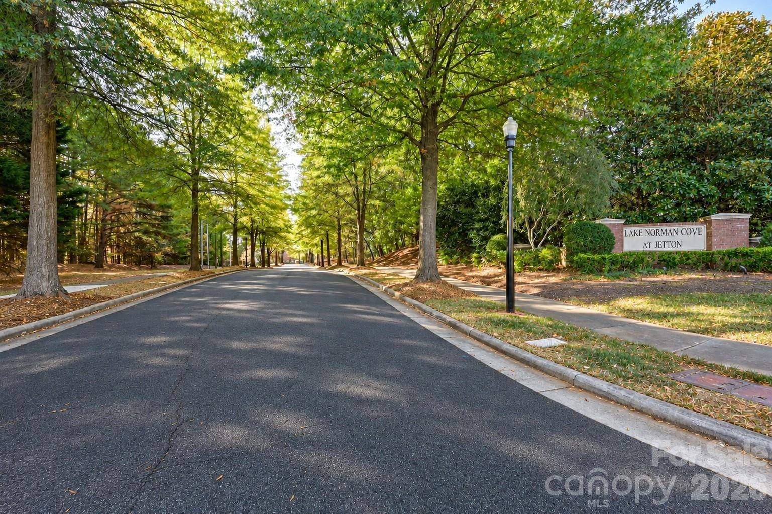 19342 Makayla LN, Cornelius, NC 28031