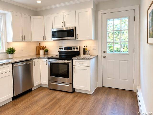 62 Satinwood RD, Rocky Point, NY 11778