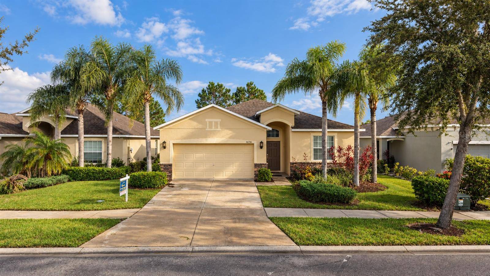 16716 MYRTLE SAND DR, Wimauma, FL 33598