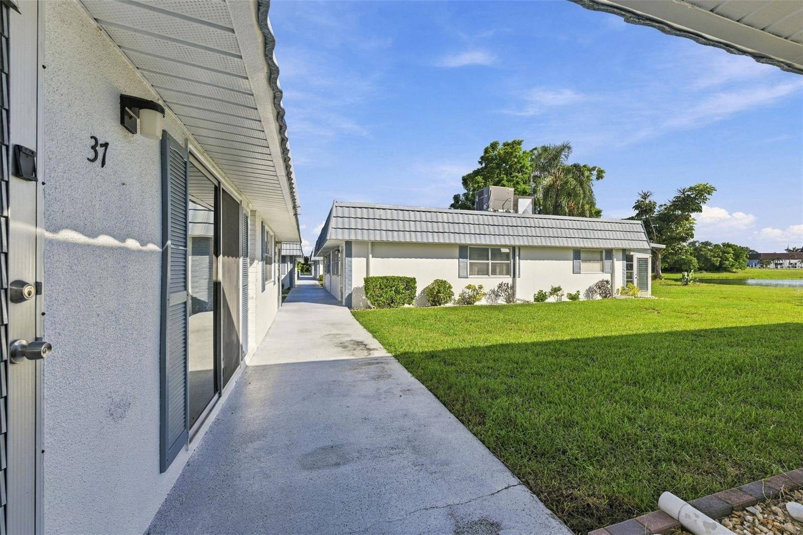 1901 ANDOVER WAY #37, Sun City Center, FL 33573