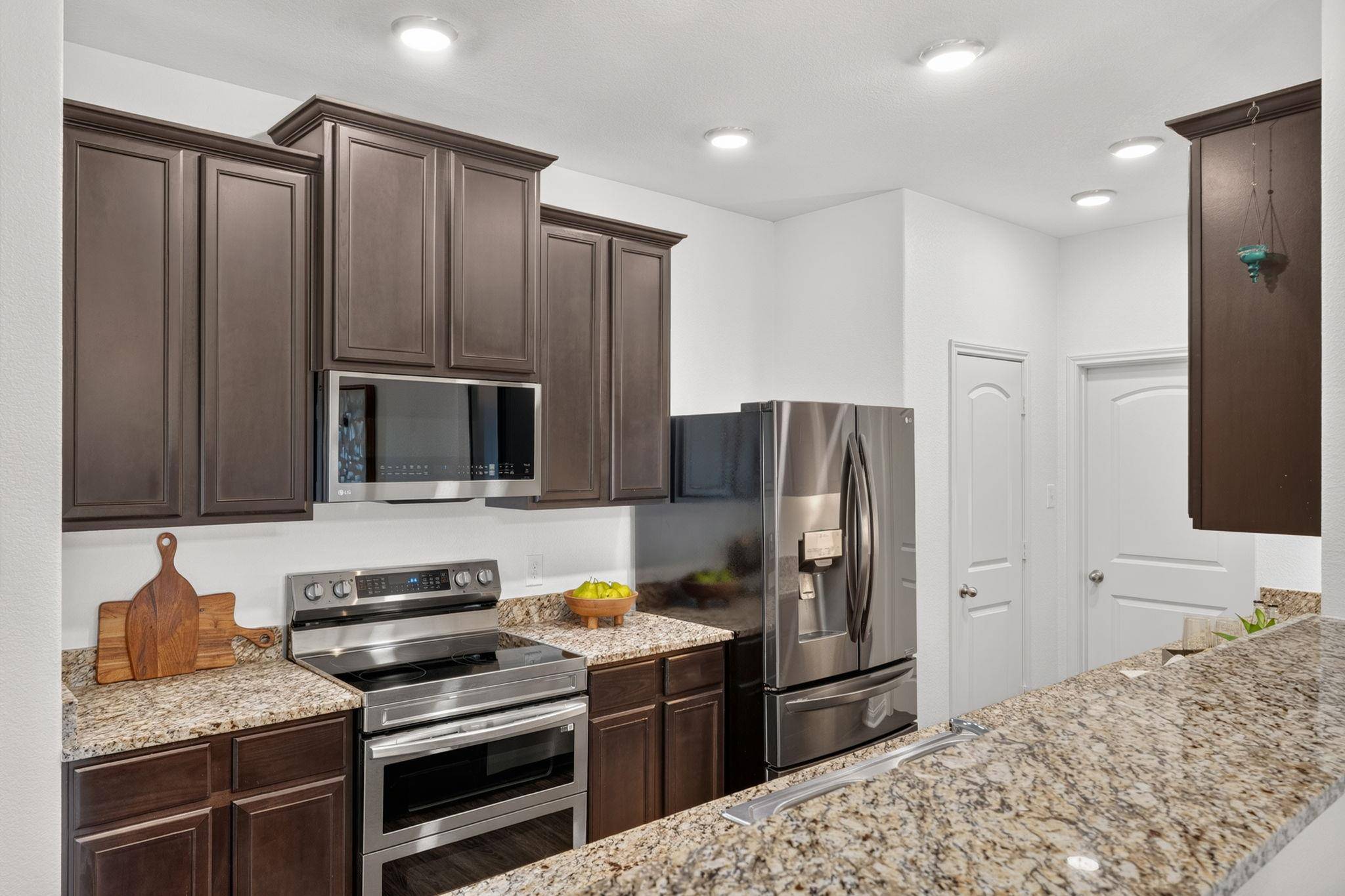 20009 Grover Cleveland WAY, Manor, TX 78653