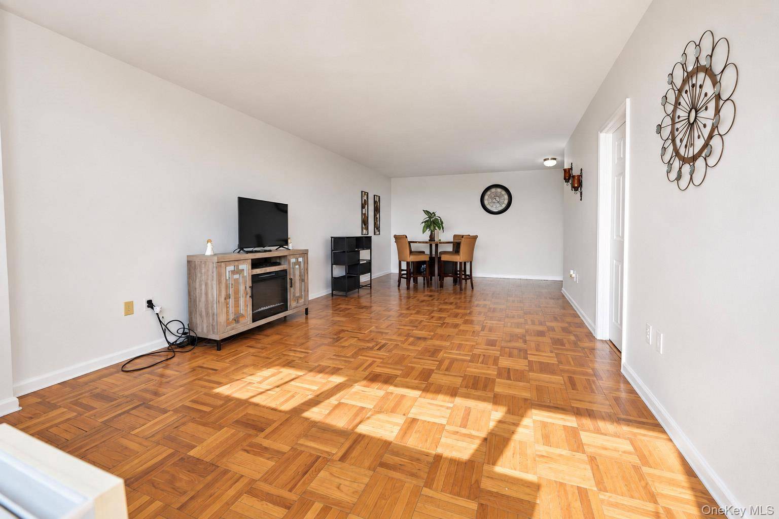 1841 Central Park Ave #11F, Yonkers, NY 10710
