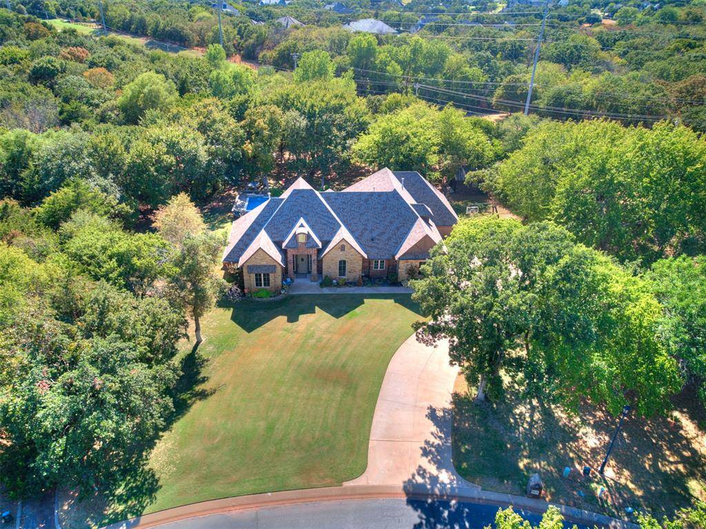 2217 Crestwood DR, Jones, OK 73049