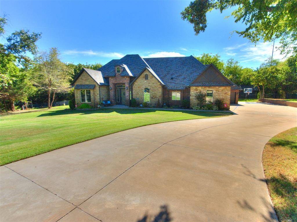 2217 Crestwood DR, Jones, OK 73049