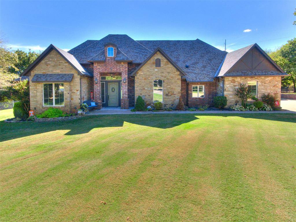 2217 Crestwood DR, Jones, OK 73049