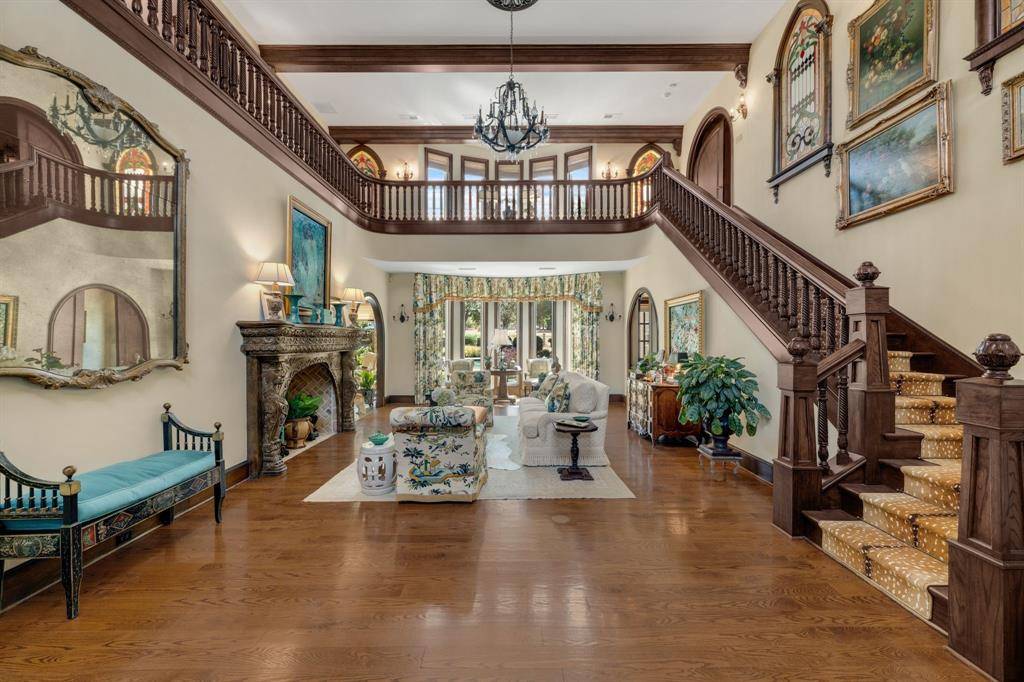 4508 Tour 18 Drive, Flower Mound, TX 75022