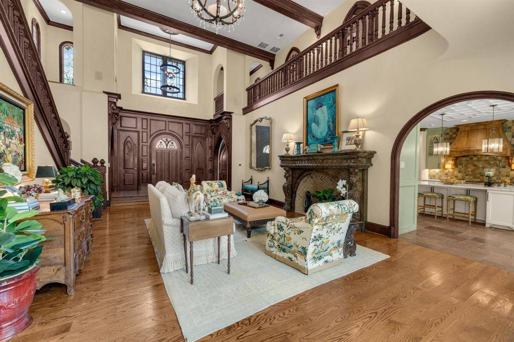 4508 Tour 18 Drive, Flower Mound, TX 75022