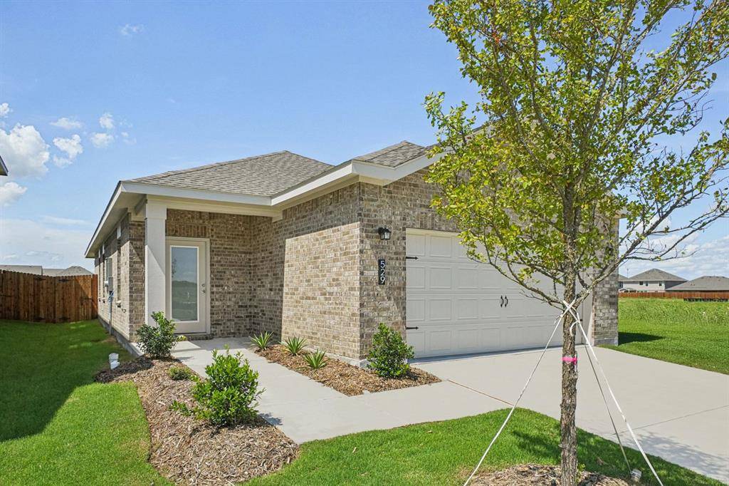 2106 Stampede Drive, Melissa, TX 75454