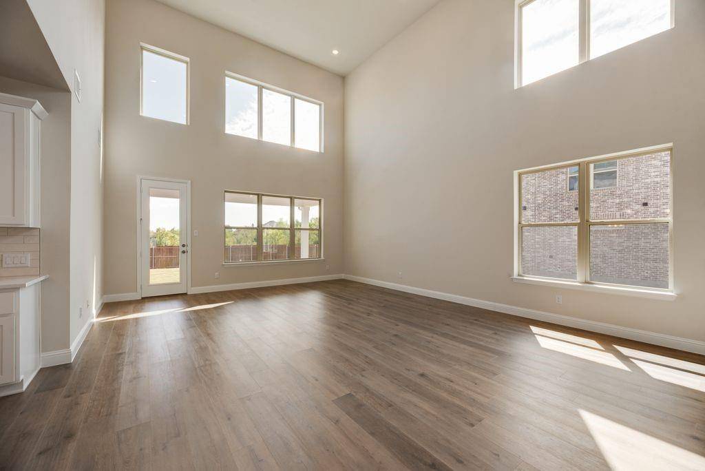 1060 Birdie Street, Gunter, TX 75058