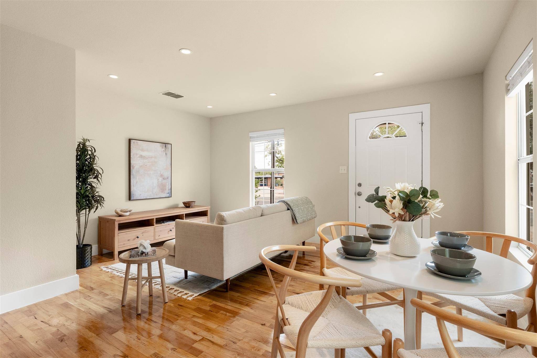 500 Denson DR, Austin, TX 78752