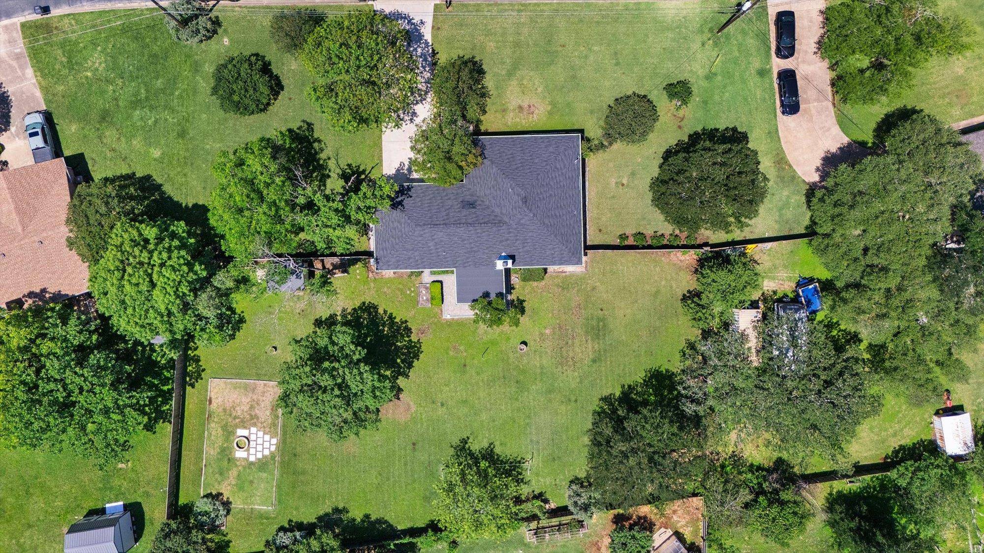 109 Woodland RD, Georgetown, TX 78628