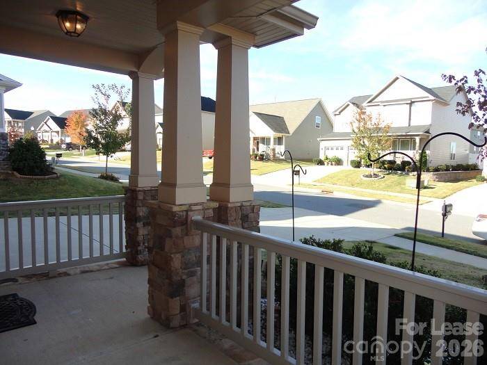 130 Sand Spur DR, Mooresville, NC 28117