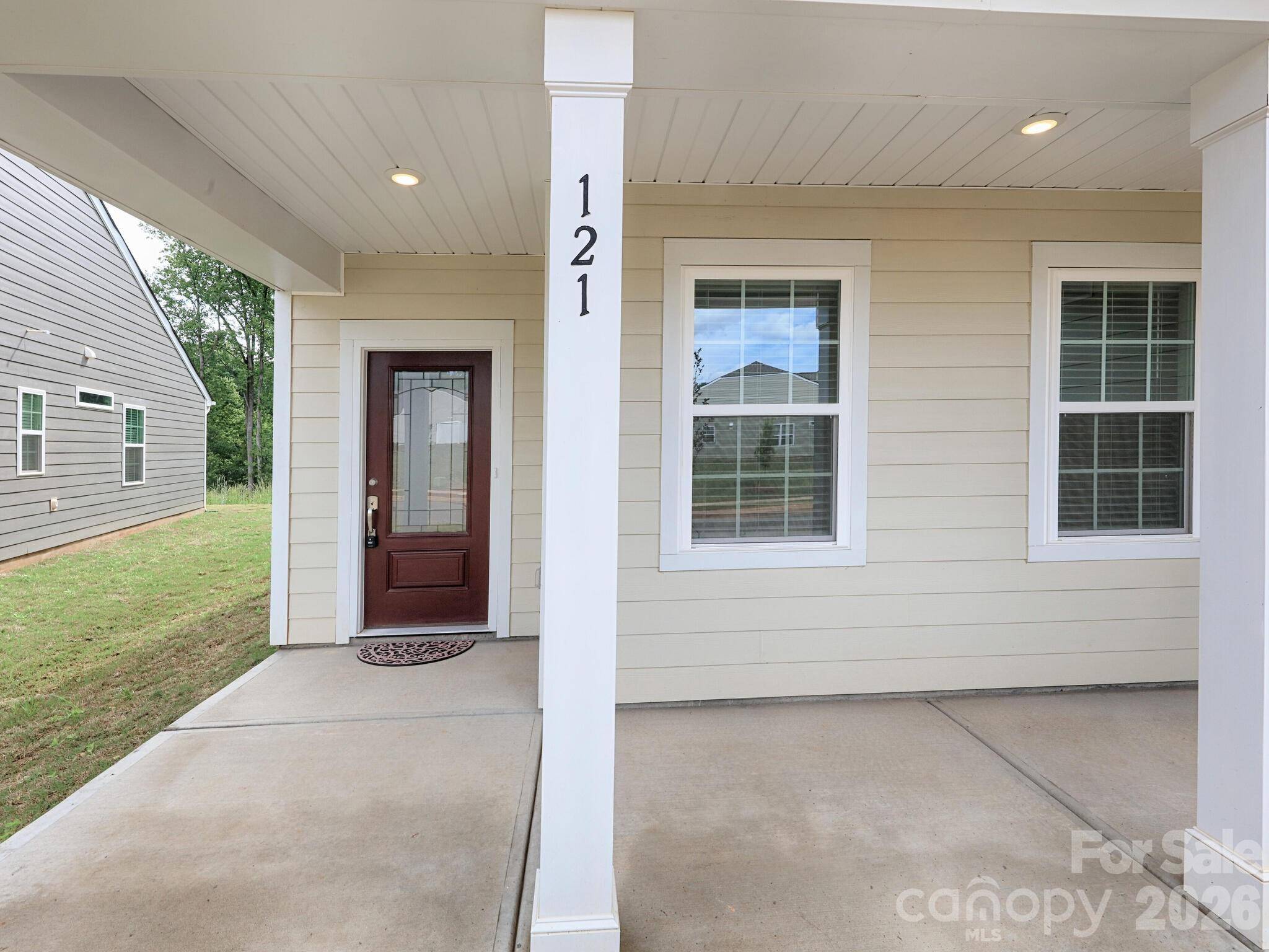121 Olive Tea LN, Statesville, NC 28625