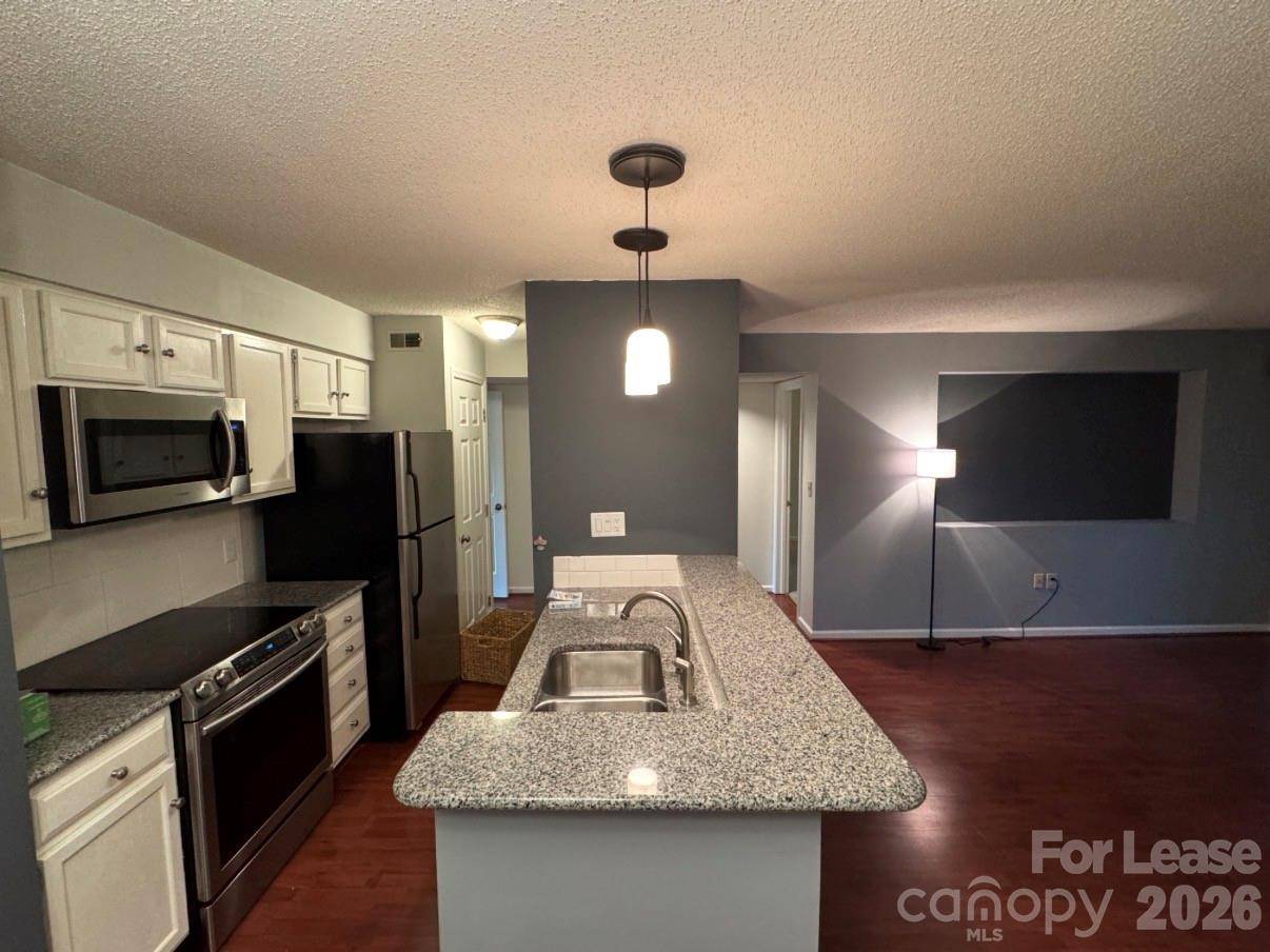 417 W 8th ST #I, Charlotte, NC 28202