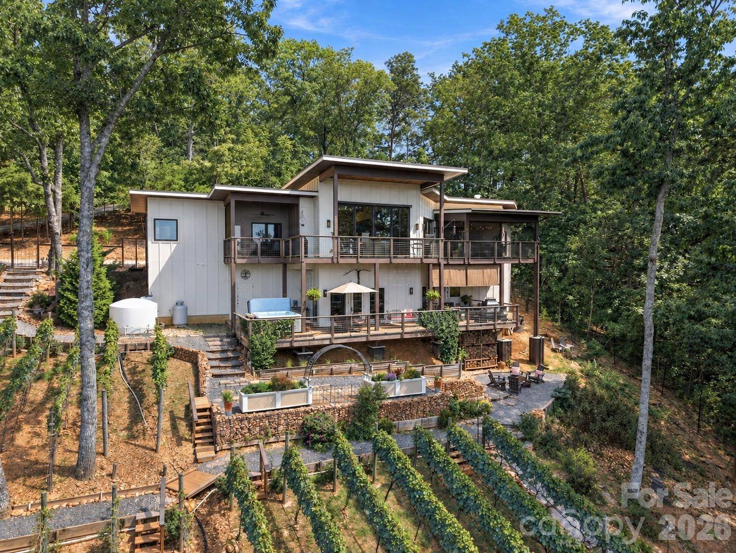 1133 Altamont RD, Greenville, SC 29609