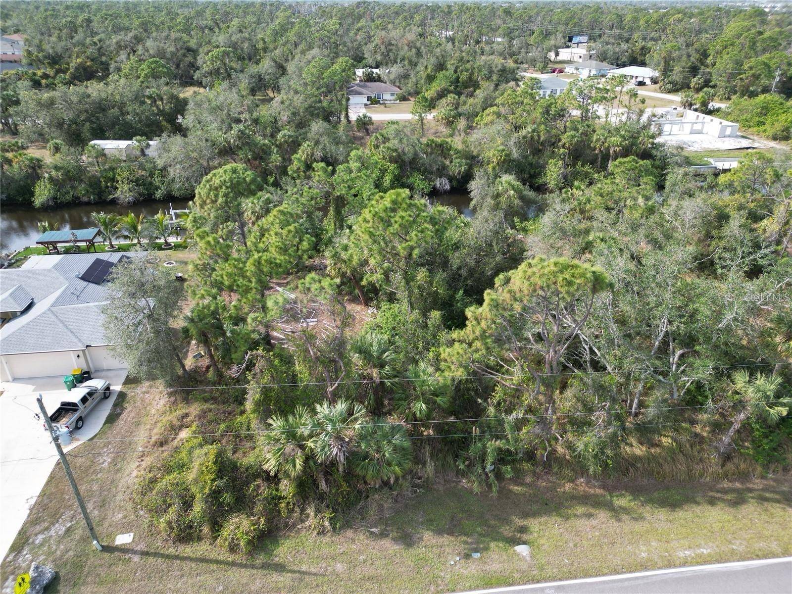 1993 CEDARWOOD ST, Port Charlotte, FL 33948