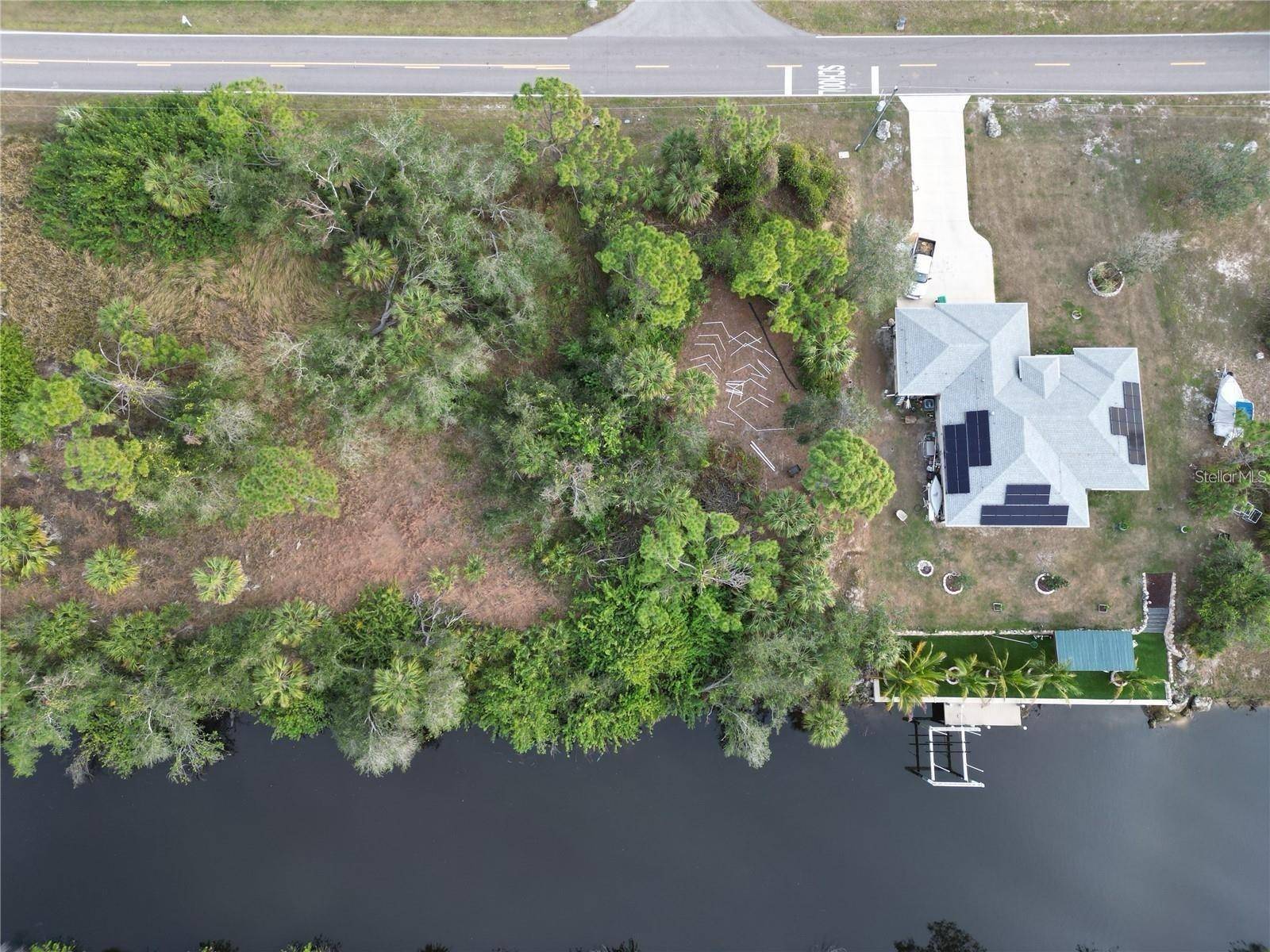 1993 CEDARWOOD ST, Port Charlotte, FL 33948