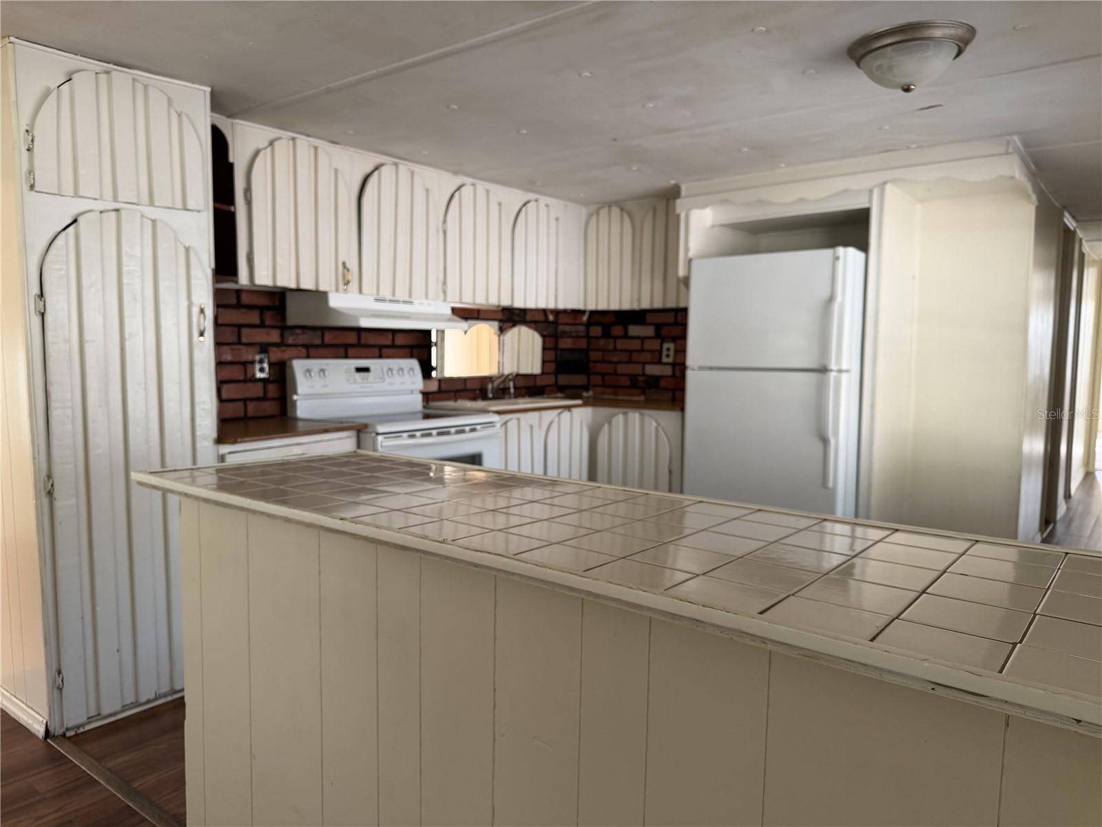 36441 WEST DR, Fruitland Park, FL 34731