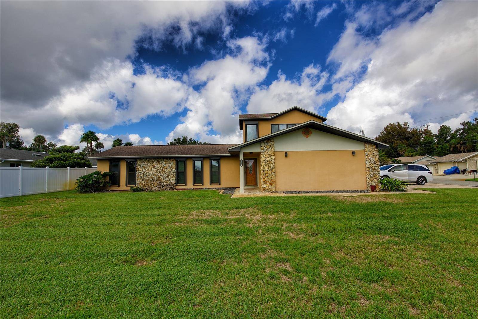 1602 S RIVERSIDE DR, Edgewater, FL 32132