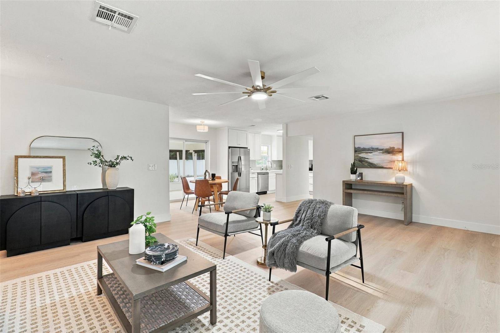 221 N DUNCAN AVE, Clearwater, FL 33755