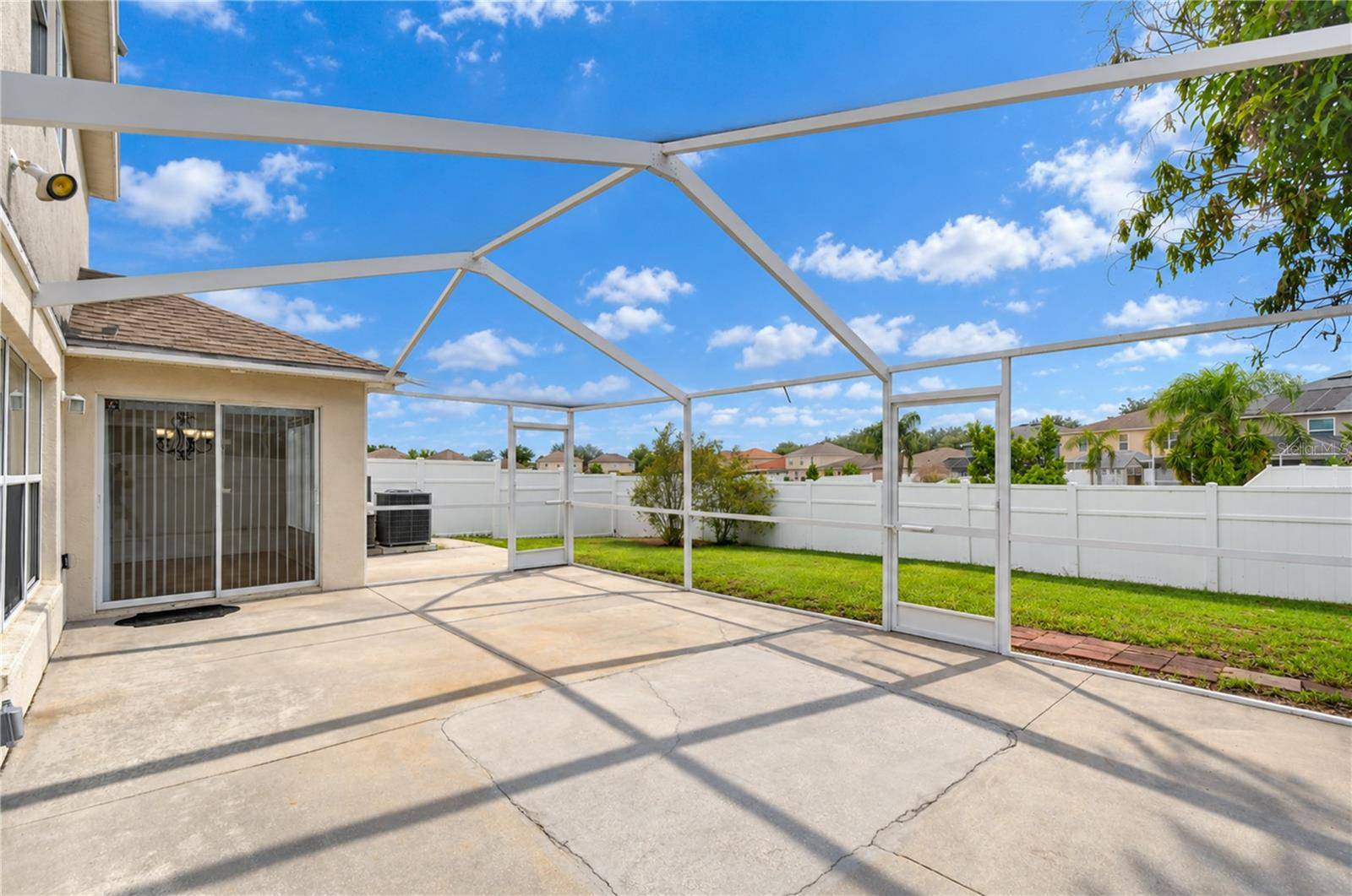 10924 SUBTLE TRAIL DR, Riverview, FL 33579