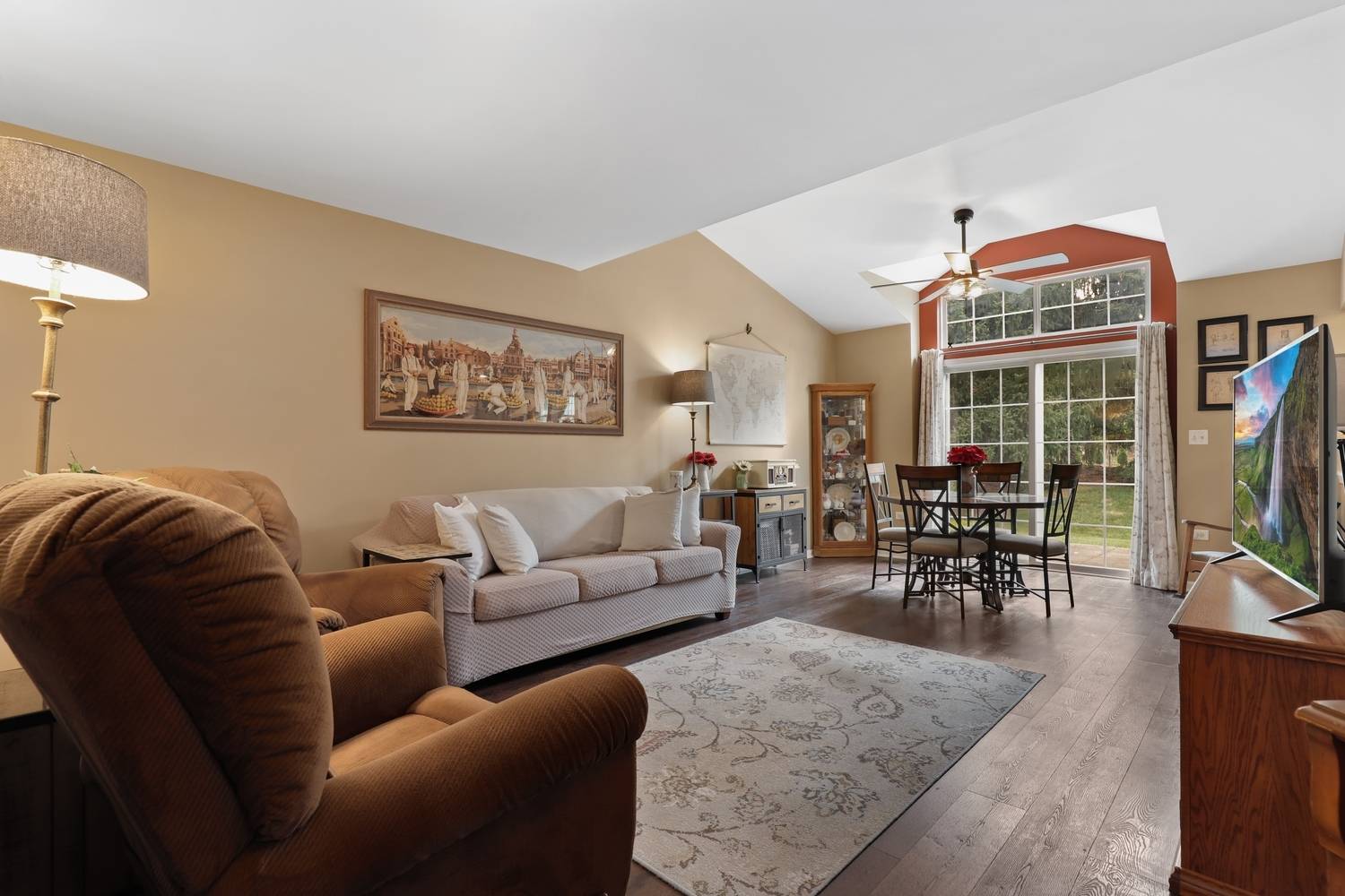 2803 Rutland CIR #102, Naperville, IL 60564