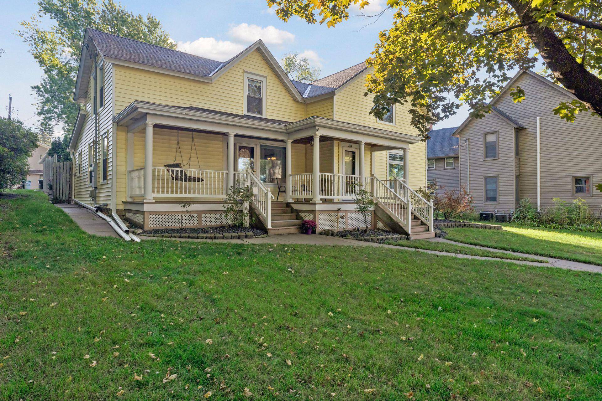 1314 2nd ST, Hudson, WI 54016
