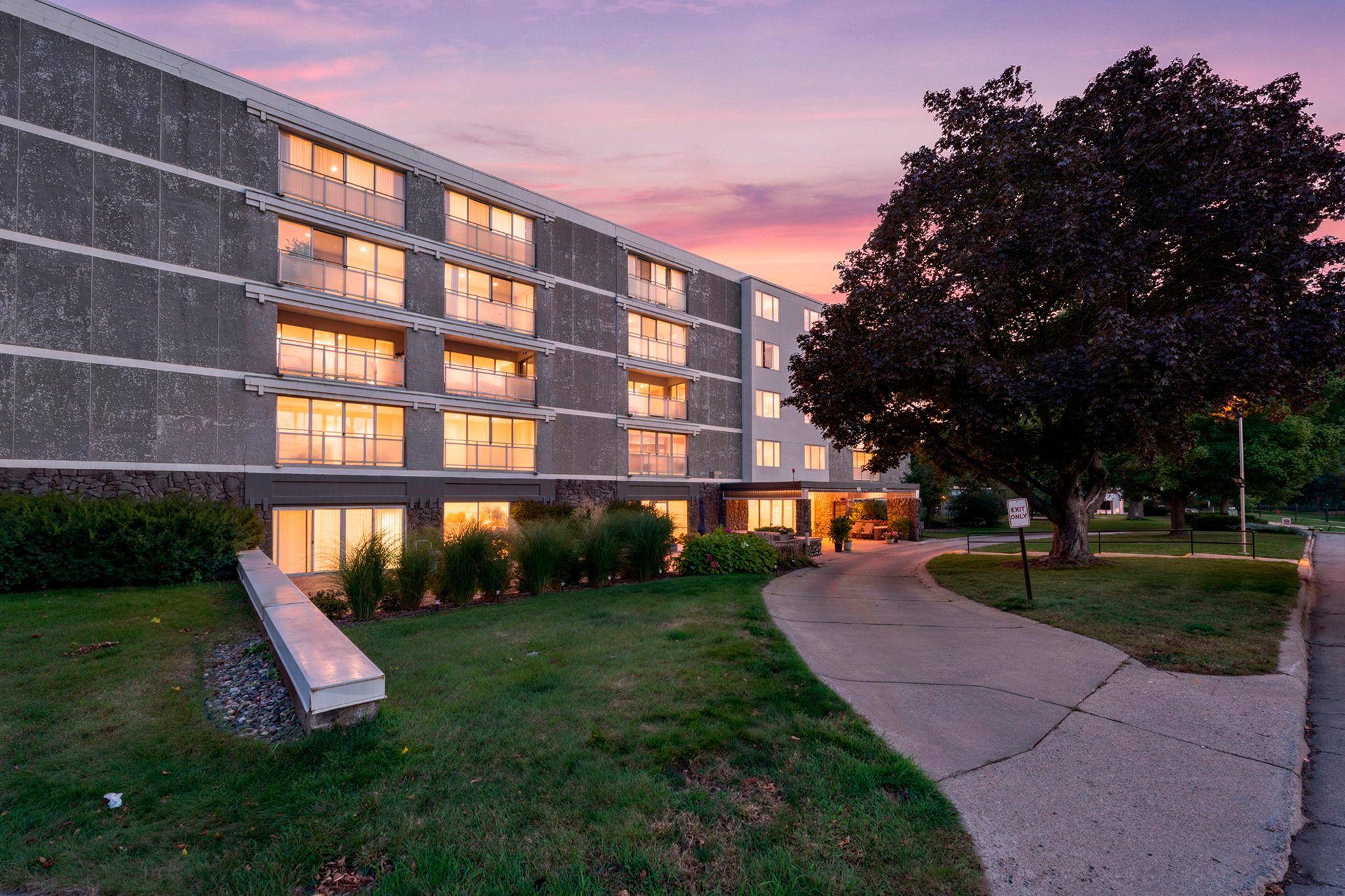6450 York AVE S #217, Edina, MN 55435