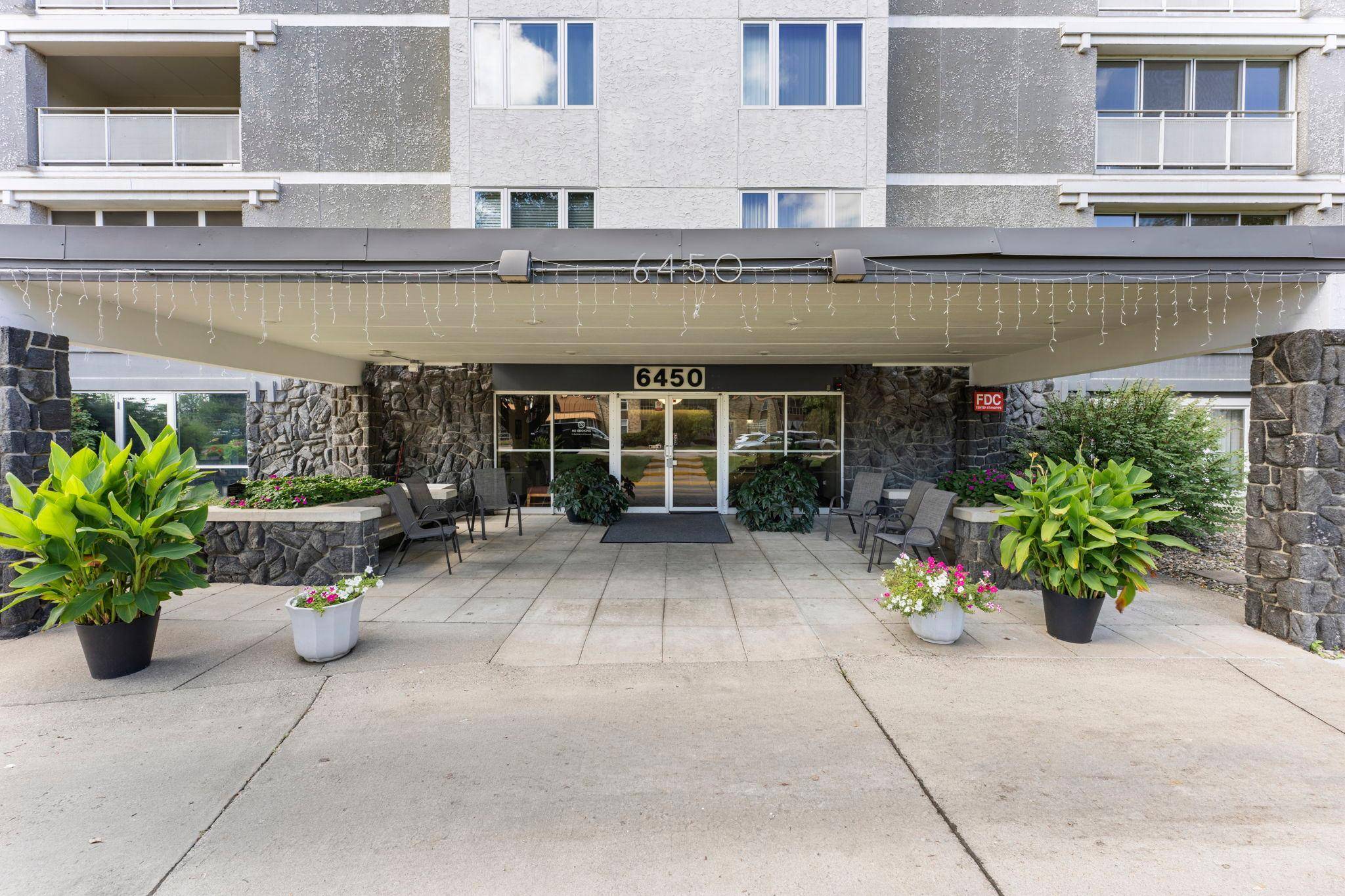 6450 York AVE S #217, Edina, MN 55435